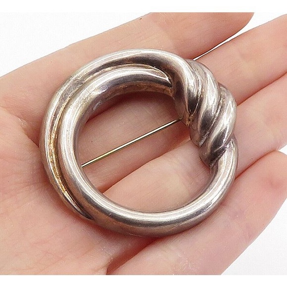 925 Sterling Silver Vintage Bayanihan Ribbed Pin Brooch  2” diameter. - Picture 9 of 11